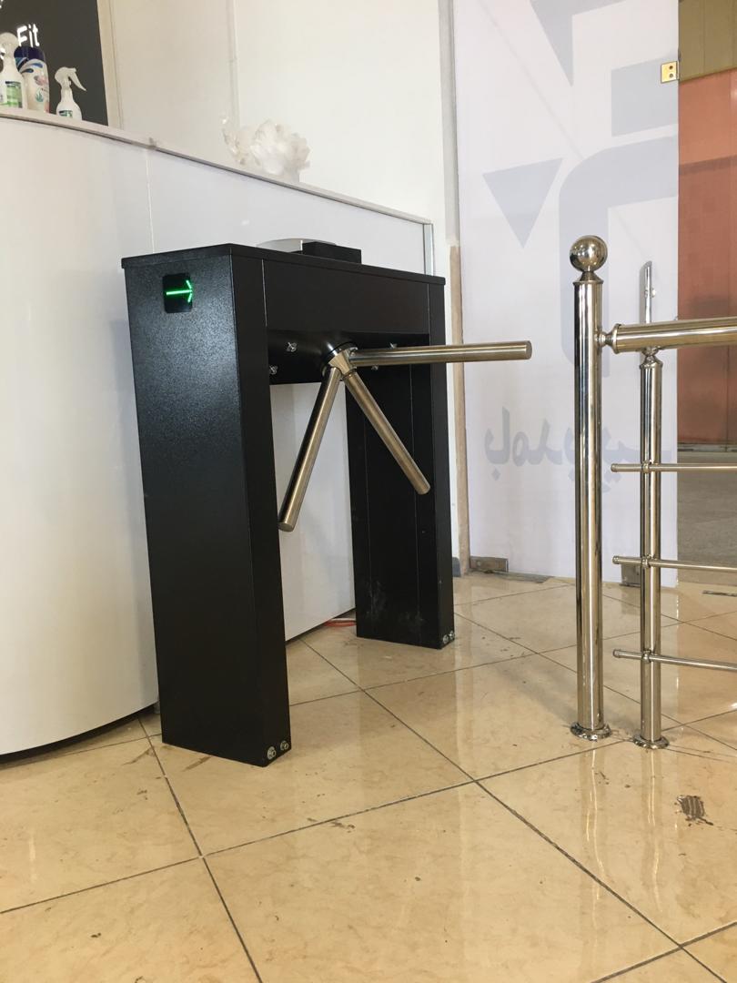 گیت تردد باشگاه ورزشی طامه